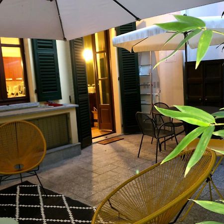 La Via Degli Artisti Apartment Arona Bagian luar foto