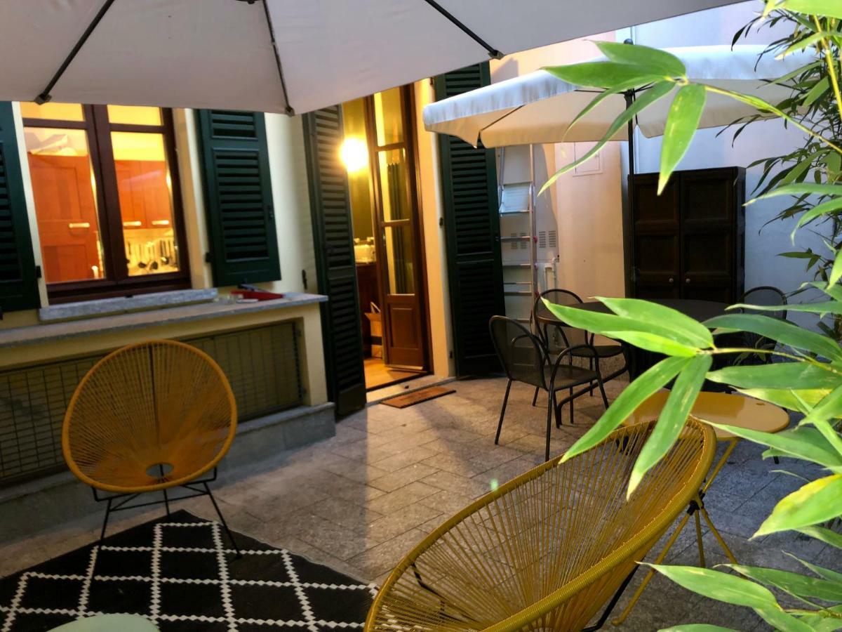 La Via Degli Artisti Apartment Arona Bagian luar foto