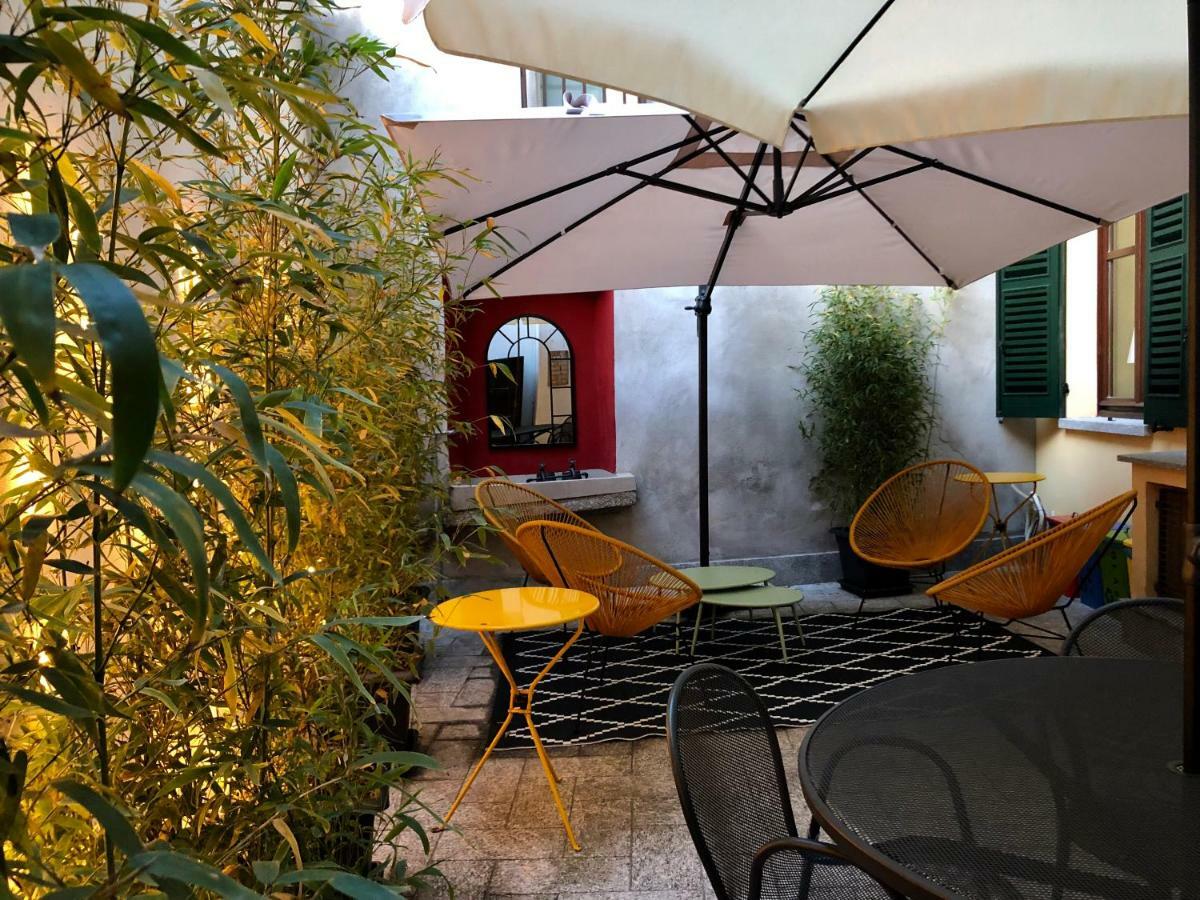 La Via Degli Artisti Apartment Arona Bagian luar foto